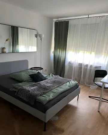 Helle Moeblierte 4 Schlafplaetze Zentral 20 Minuten Von Innenstadt Muenchen